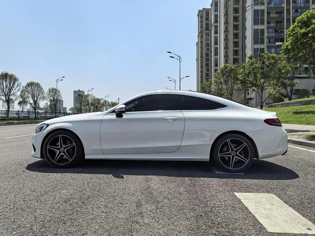Mercedes-Benz C-Class 2017 — фото 13