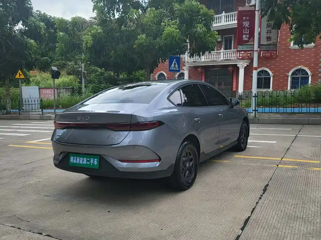 BYD Qin PLUS 2025 — фото 12