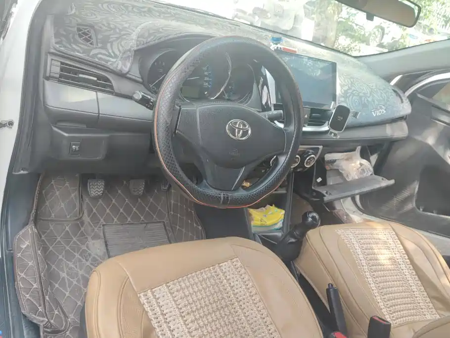 Toyota Vios 2018 — фото 12