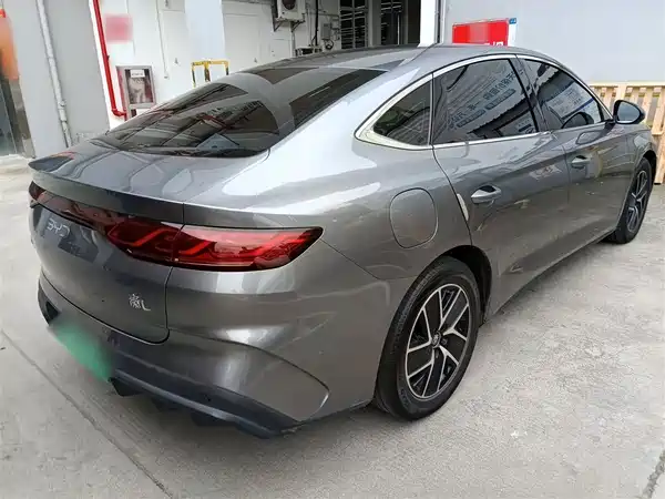 BYD Qin L 2024