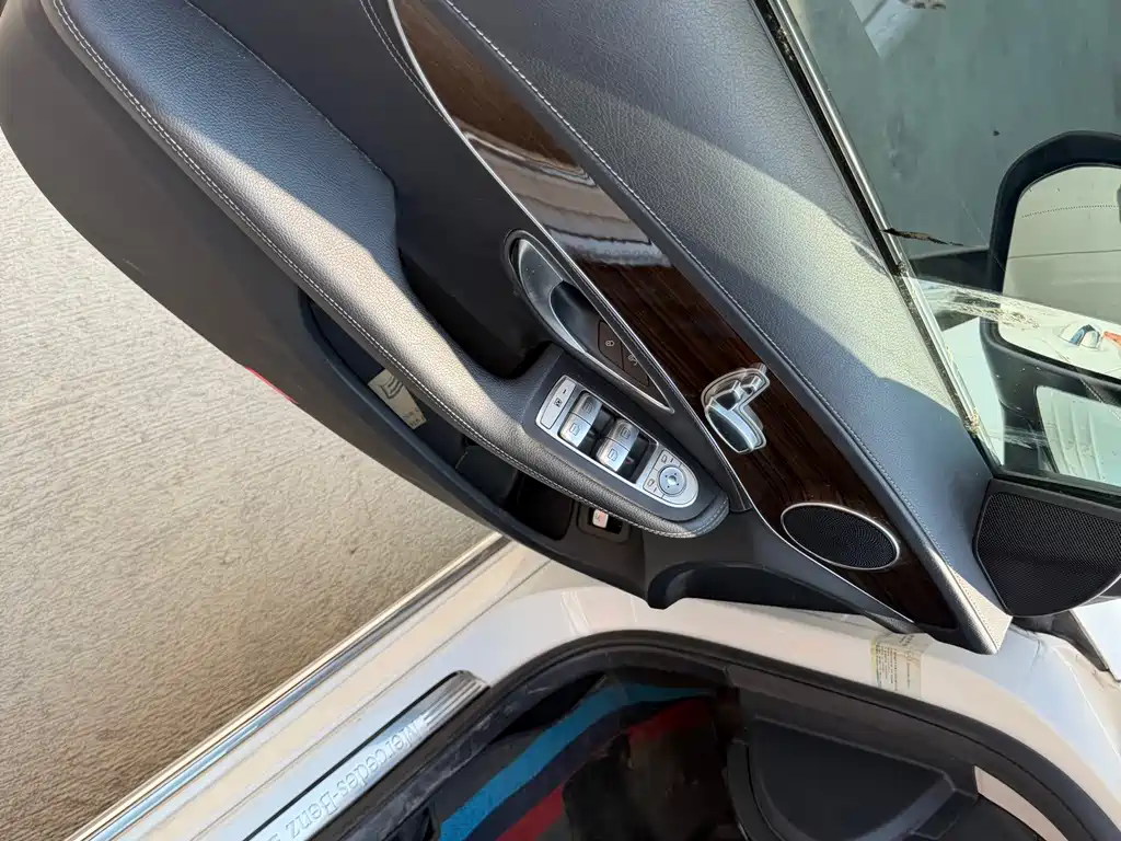 Mercedes-Benz C-Class 2015