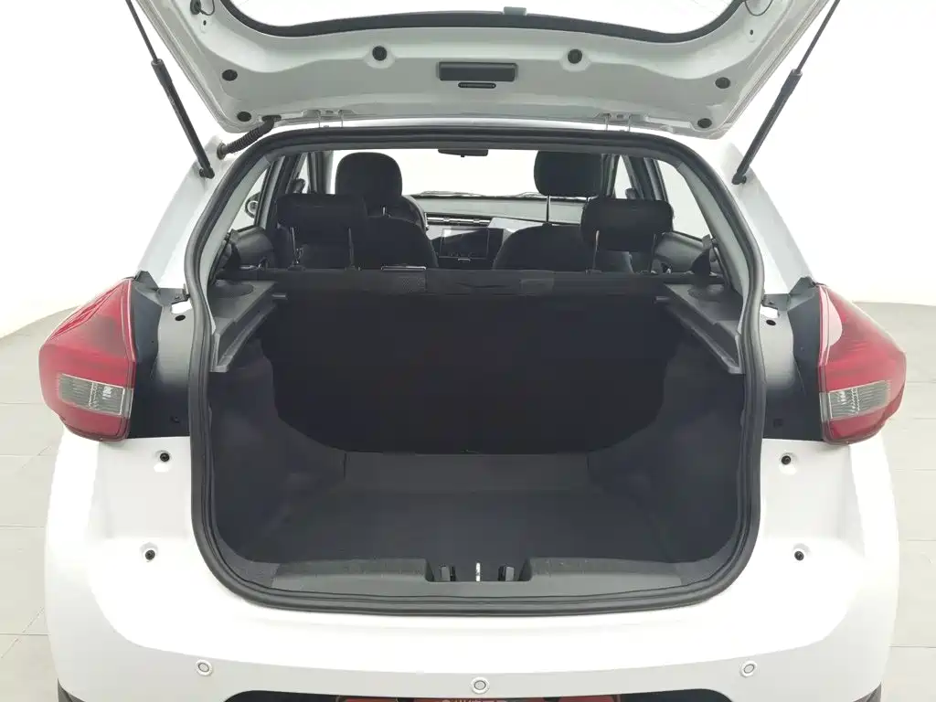 Chery Tiggo 3x 2024 — фото 16