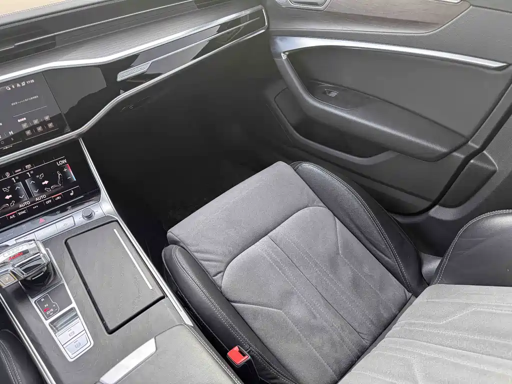 Audi A6L 2023 — фото 14