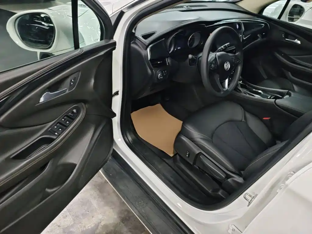 Buick Envision Plus 2017 — фото 16