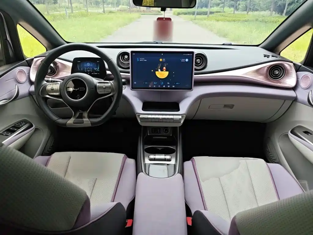 BYD Dolphin 2023 — фото 10