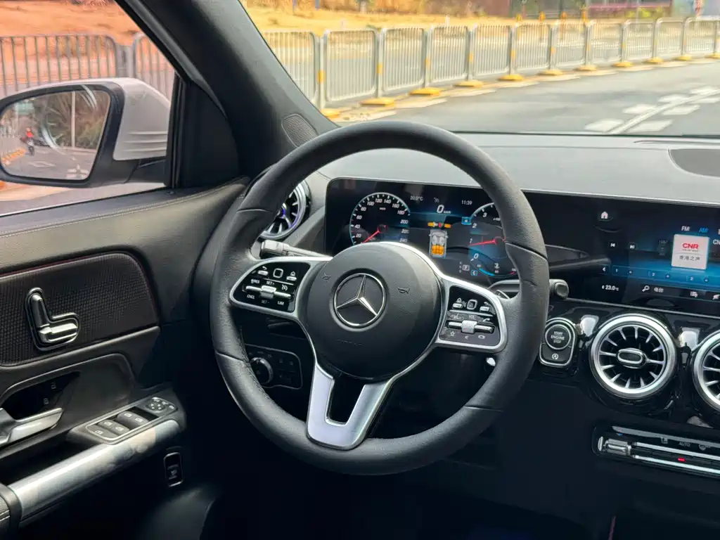 Mercedes-Benz GLA 2021 — фото 8