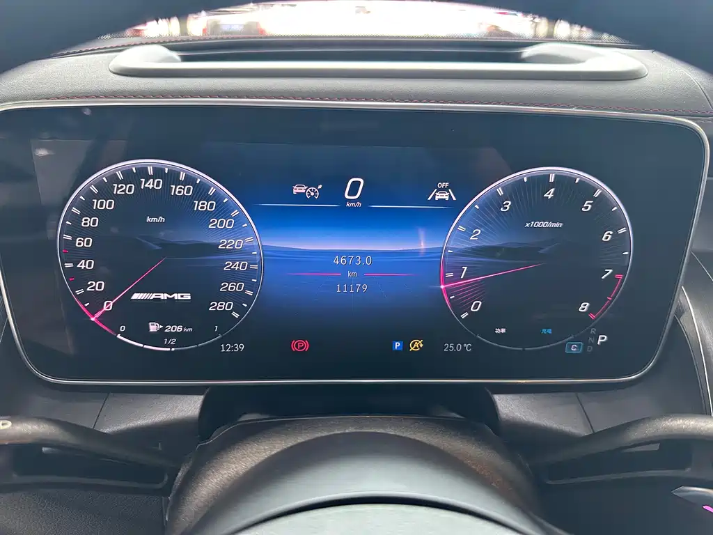 Mercedes-Benz GLC AMG 2025 — фото 20