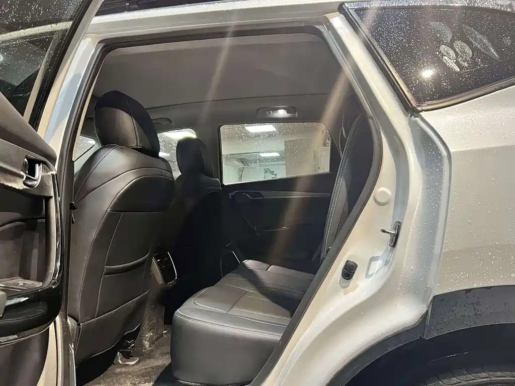 Dongfeng Fengshen AX7 2019 — фото 9