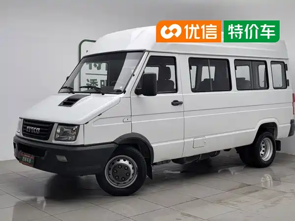 Iveco Proud 2023
