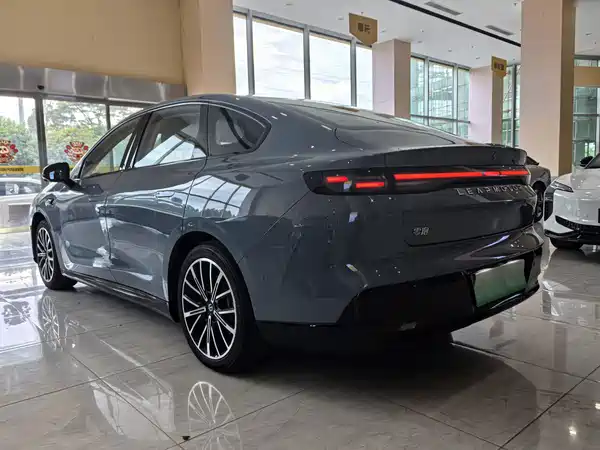 Leapmotor B01 2025