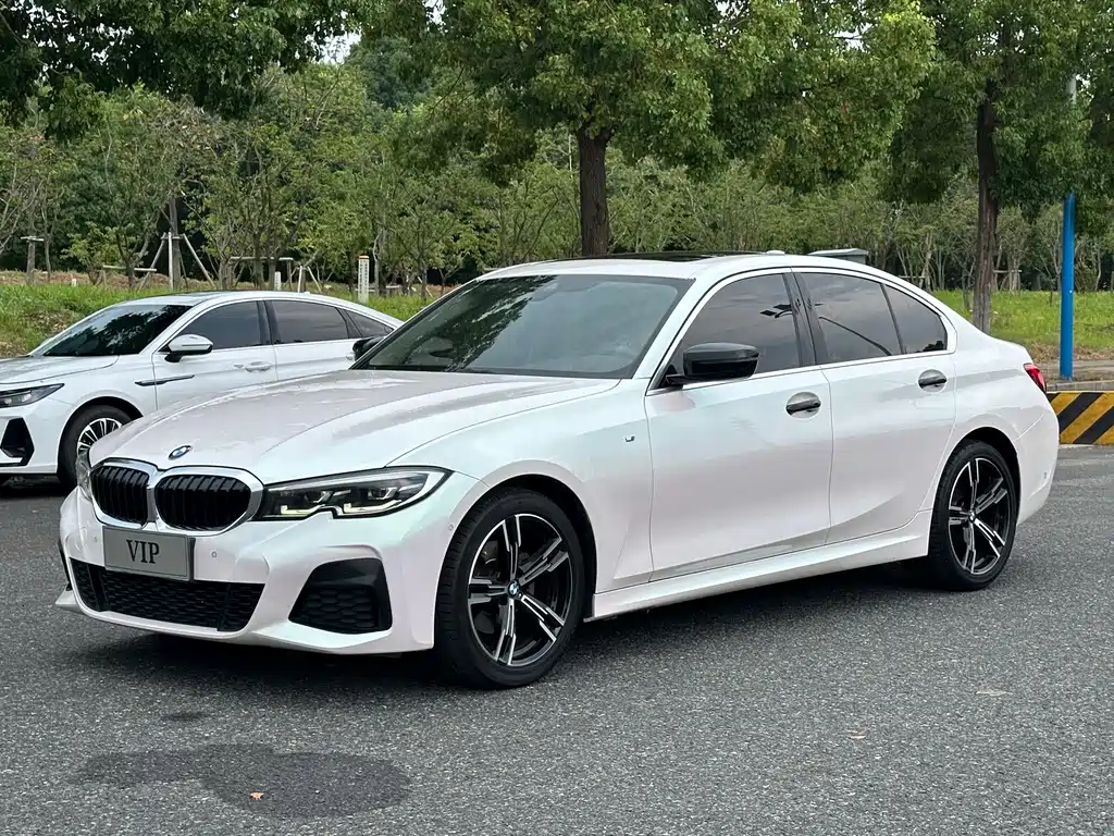 BMW 3 Series 2021