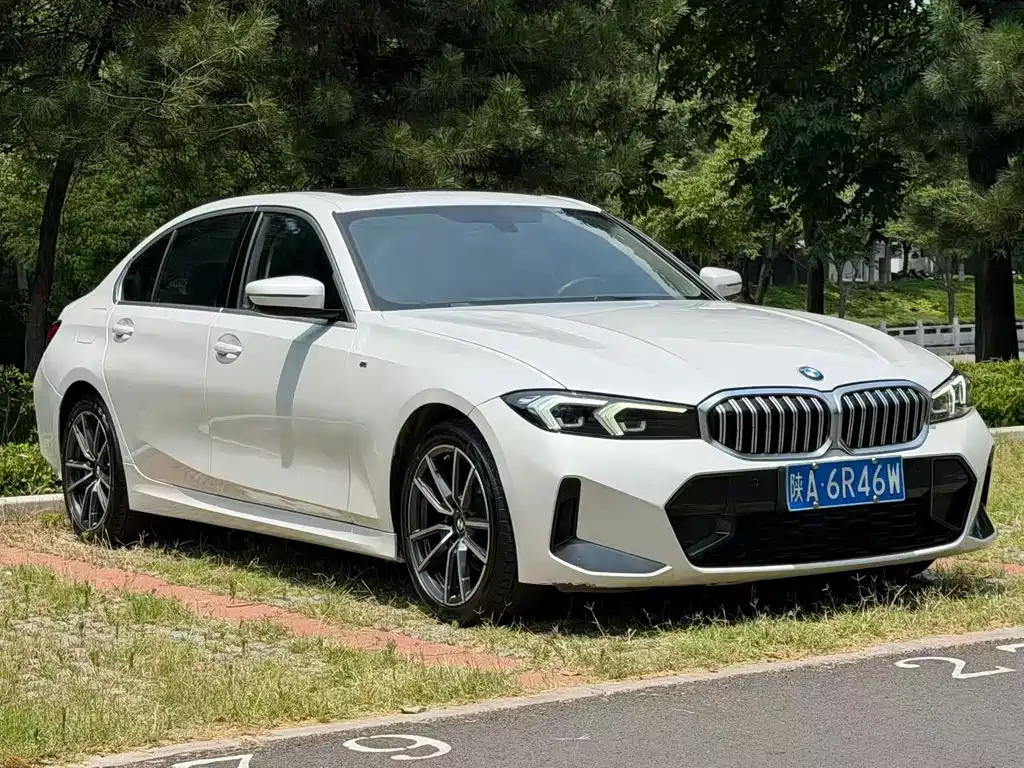BMW 3 Series 2023