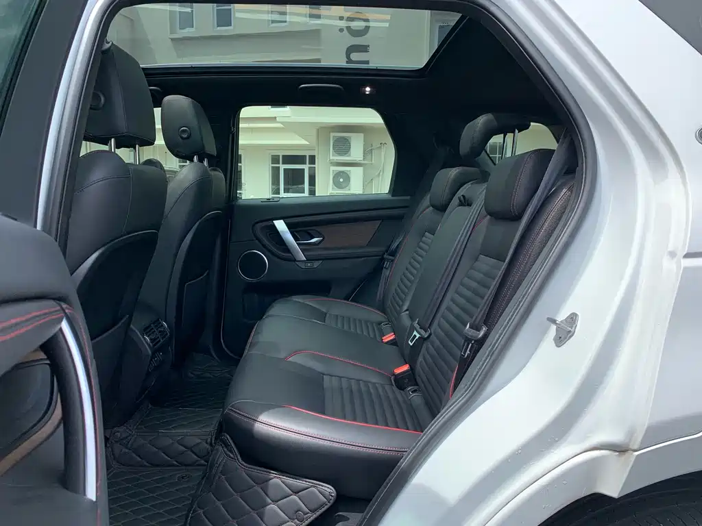 Land Rover Discovery Sport 2022 — фото 15