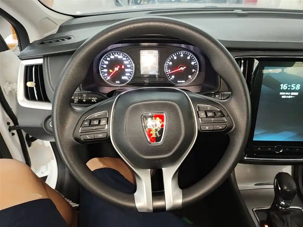 Roewe i6 Classic 2020 — фото 11