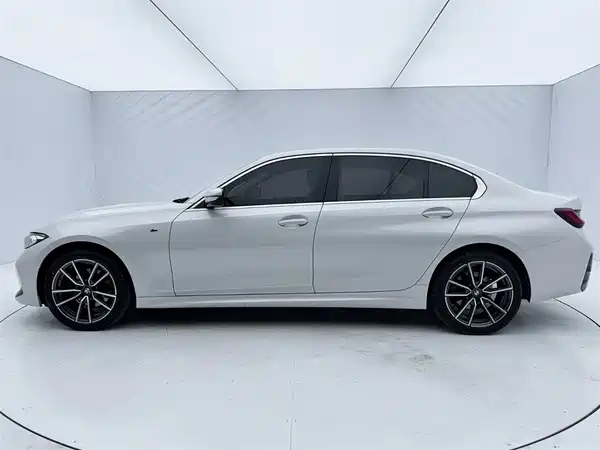 BMW 3 Series 2023