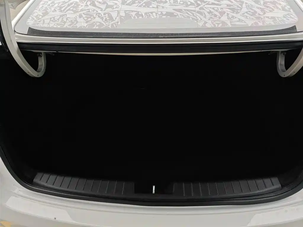 Hyundai Mistra 2017 — фото 19