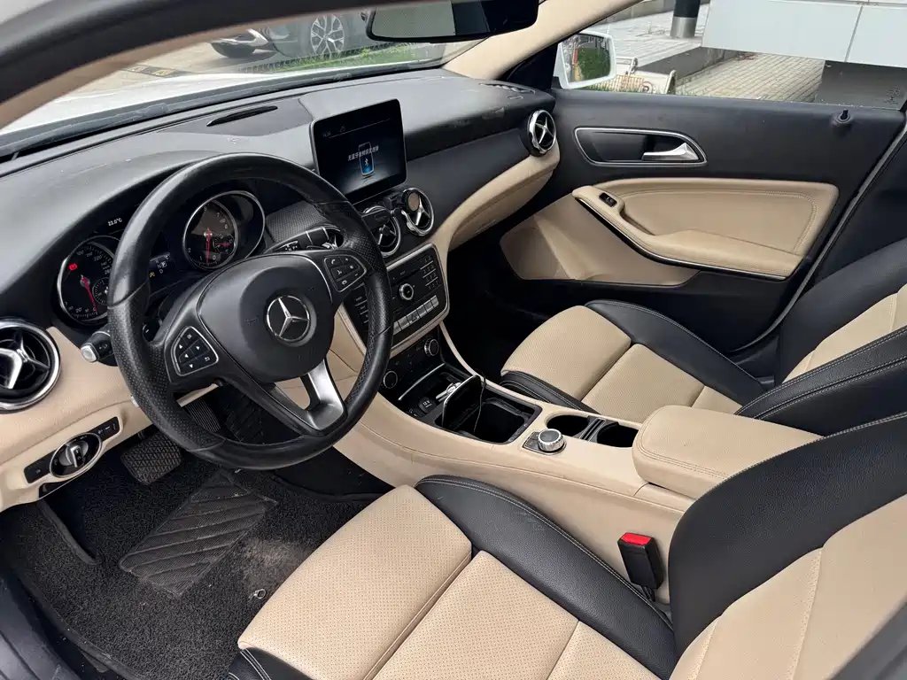 Mercedes-Benz GLA 2018 — фото 5