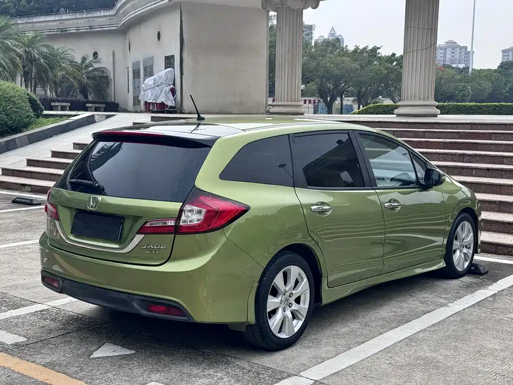 Honda Jade 2016 — фото 8