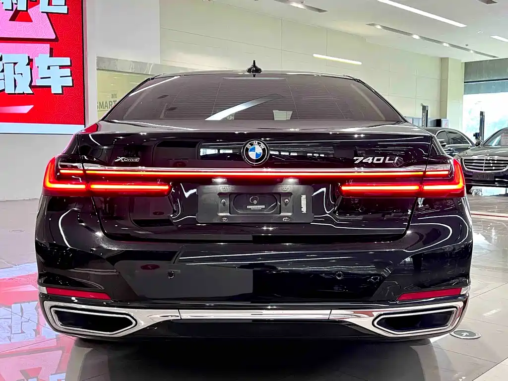 BMW 7 Series 2020 — фото 10