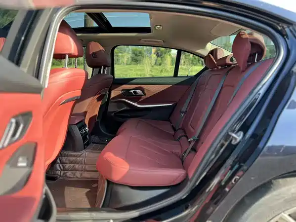 BMW i3 2023