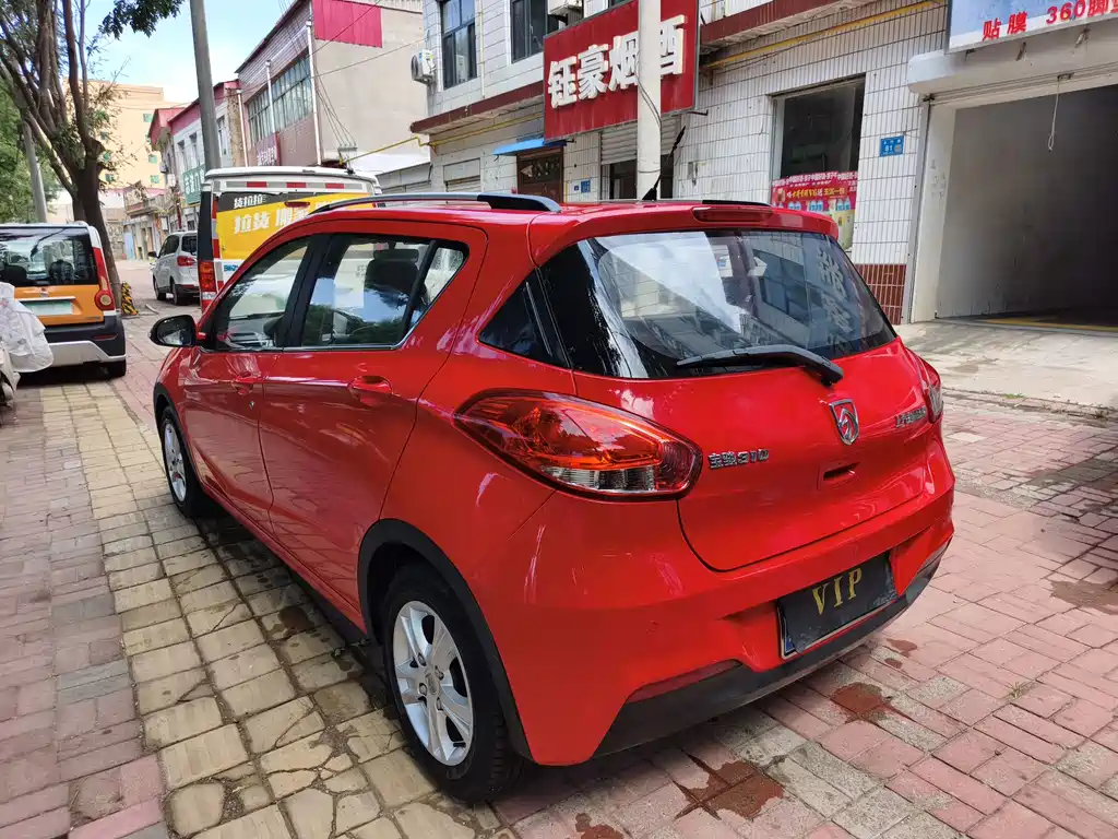 Baojun 310 2016