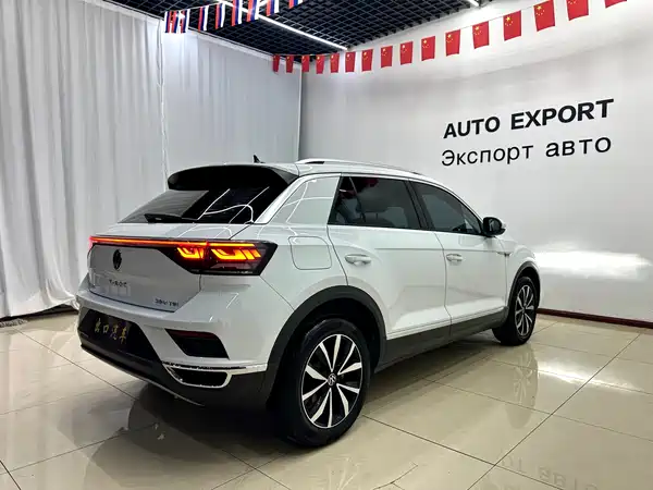 Volkswagen T-Roc 2023