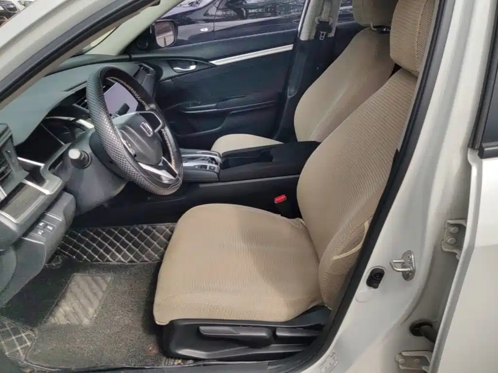 Honda Civic 2019 — фото 15