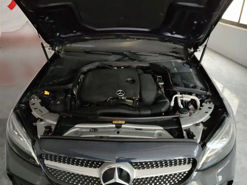 Mercedes-Benz C-Class 2019 — фото 20