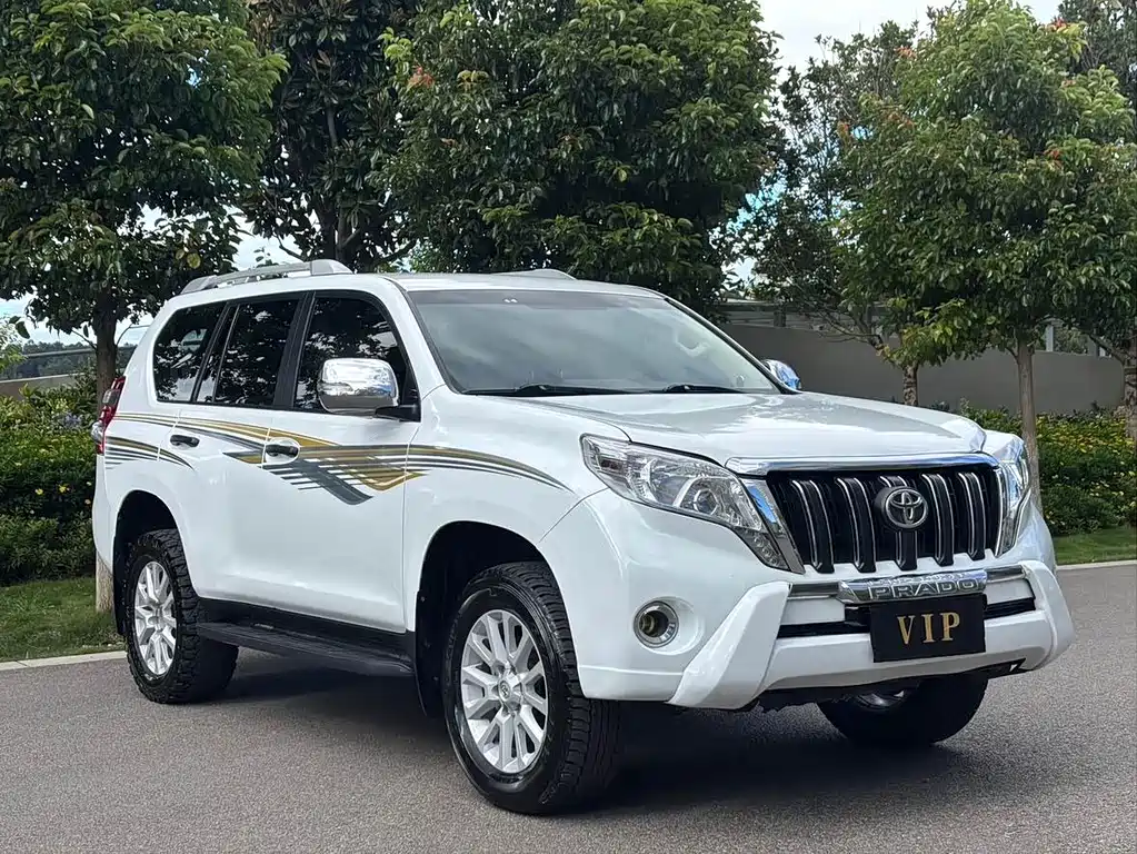 Toyota Prado 2017 — фото 3