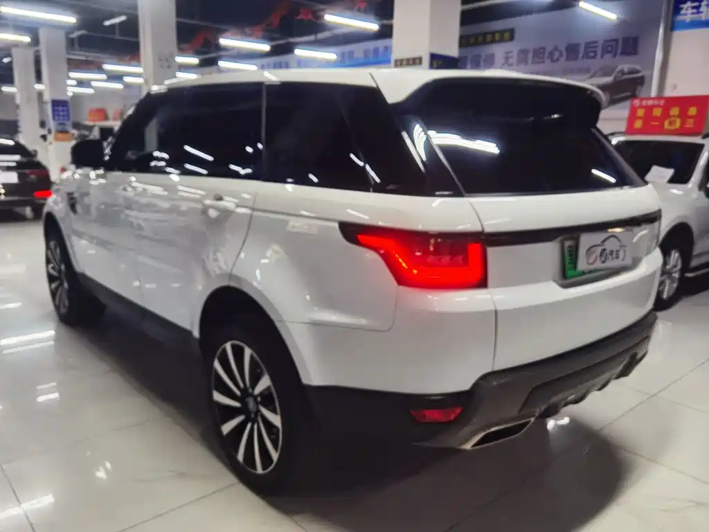 Land Rover Range Rover Sport New Energy 2021 — фото 6