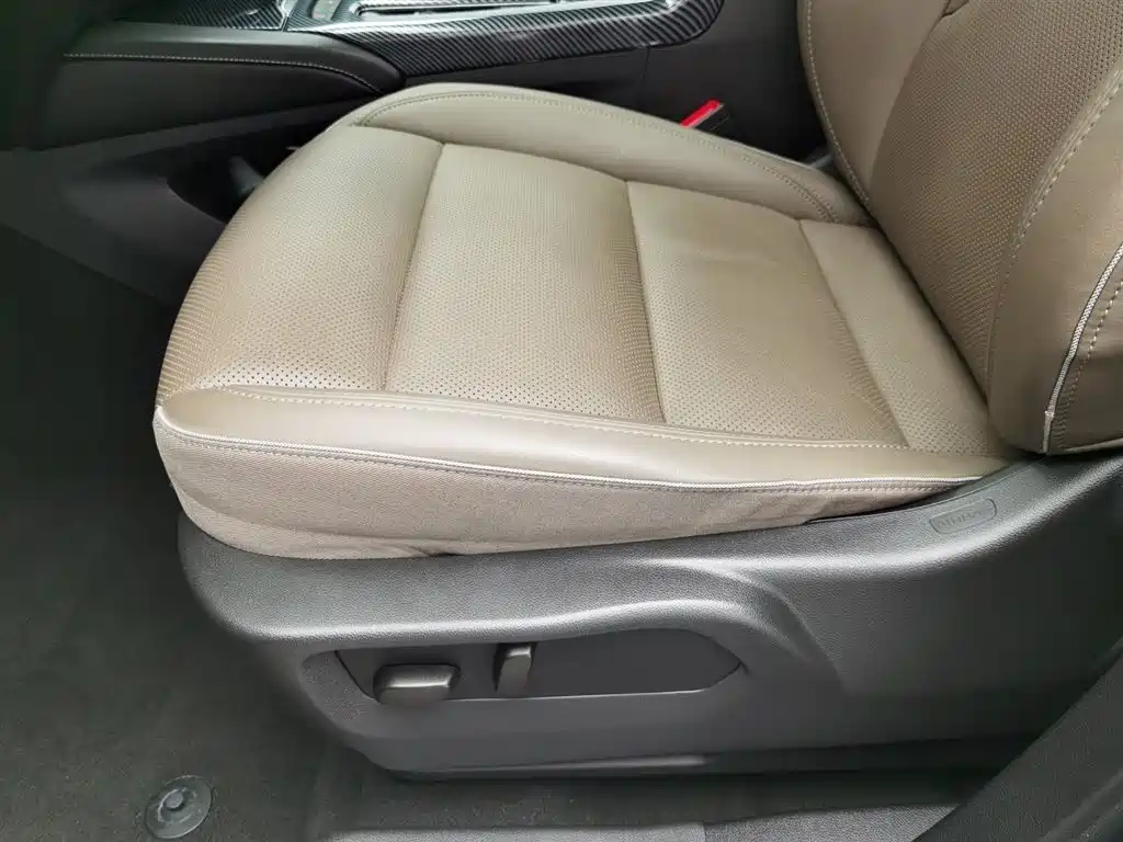 Buick Envision Plus 2023 — фото 20