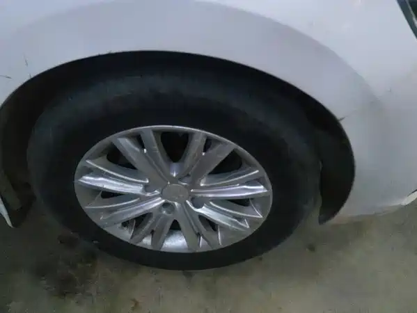 Peugeot 301 2017