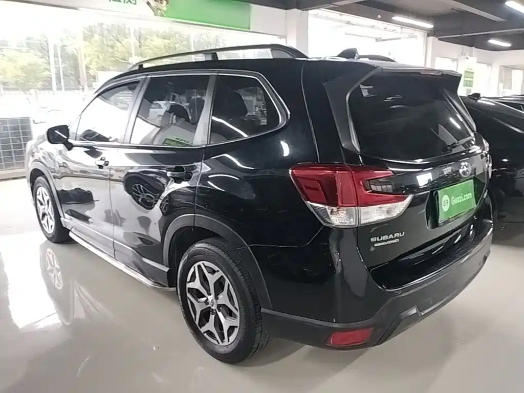 Subaru Forester 2019 — фото 5