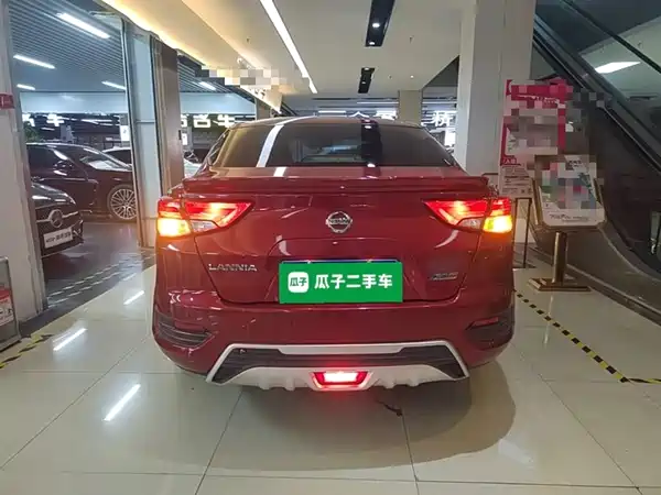 Nissan Bluebird 2016