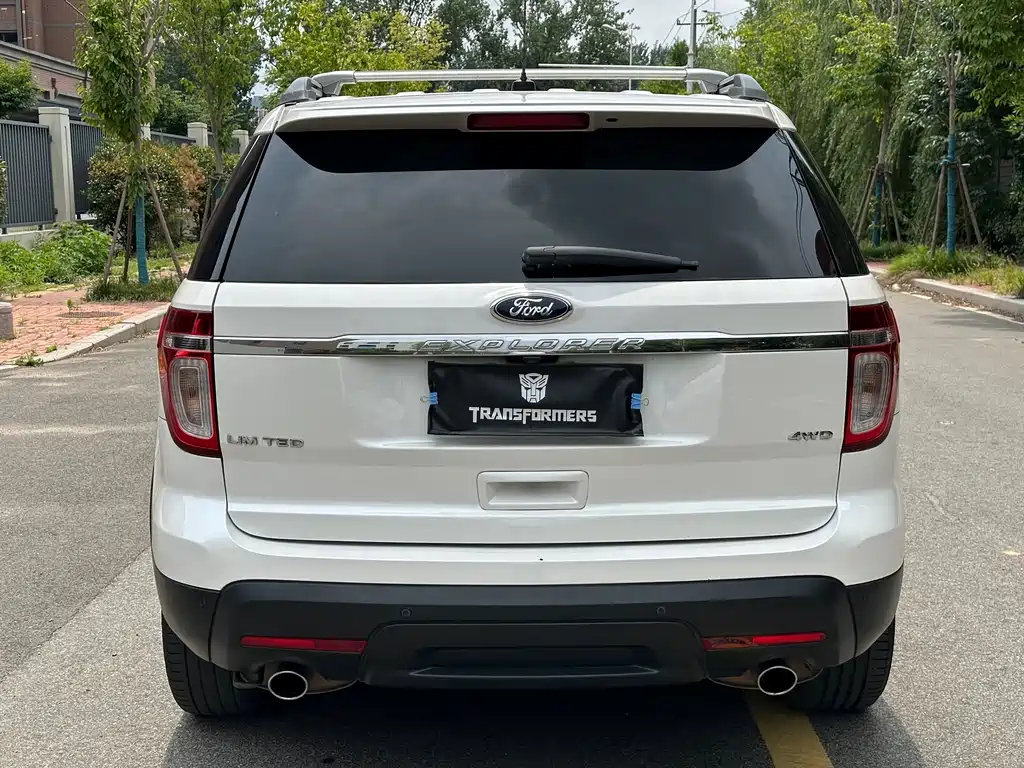 Ford Explorer 2015 — фото 4
