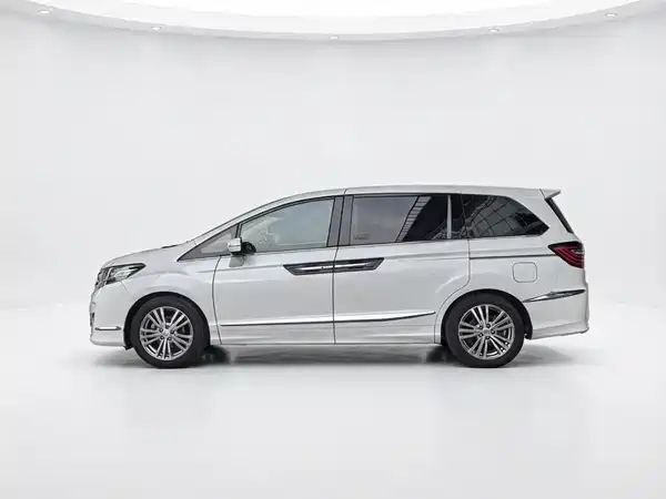 Honda Elysion 2016