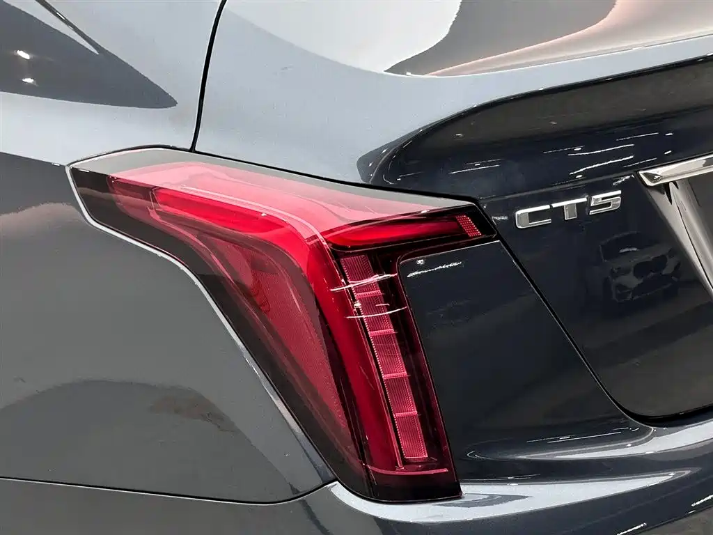 Cadillac CT5 2020 — фото 20