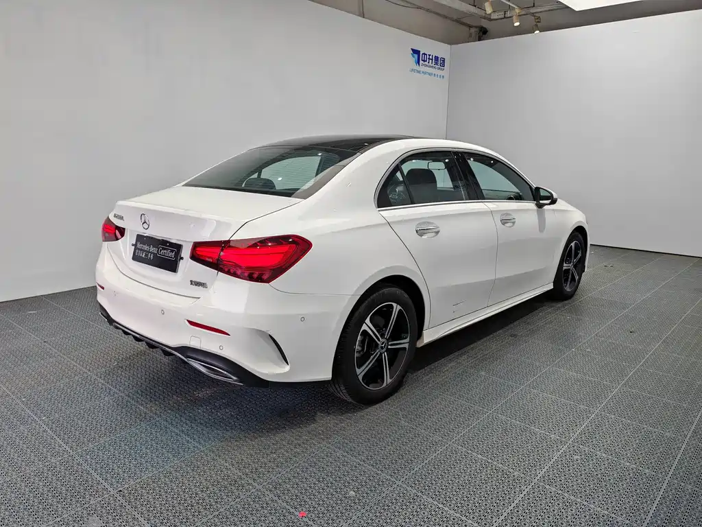 Mercedes-Benz A-Class 2023 — фото 6
