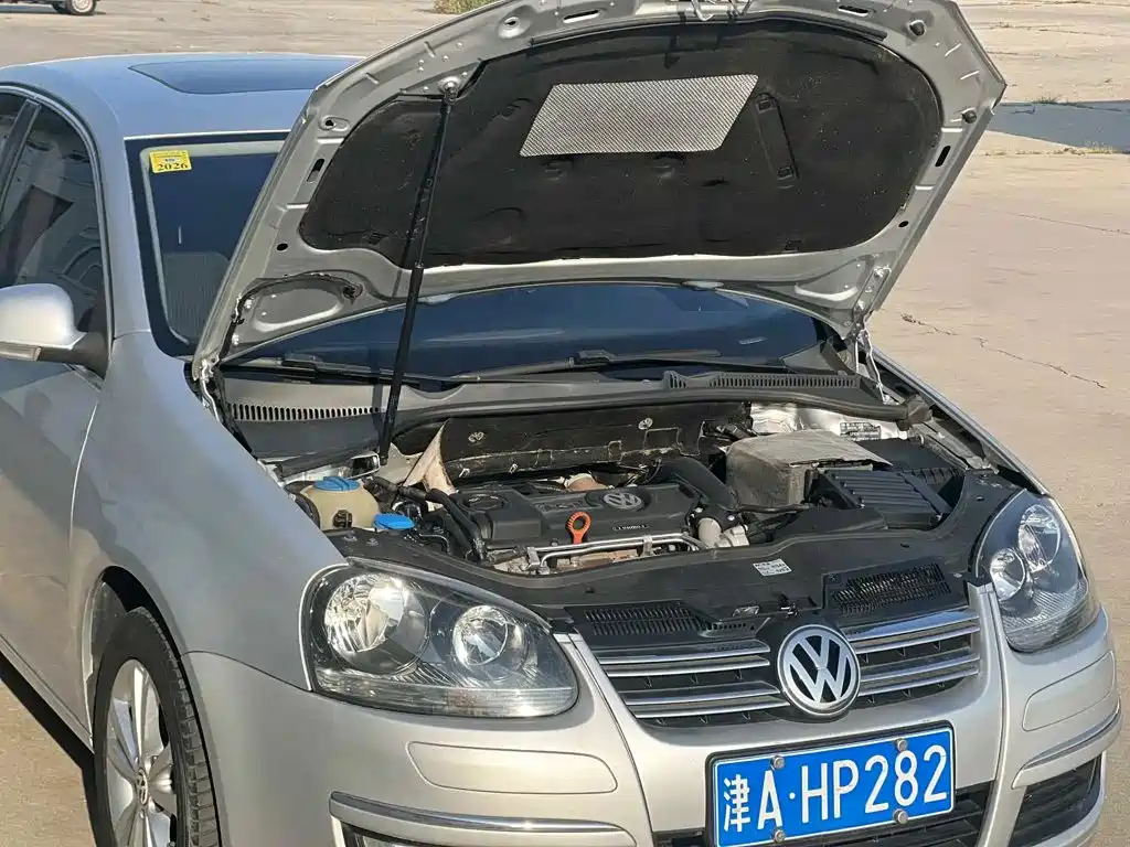 Volkswagen Sagitar 2011