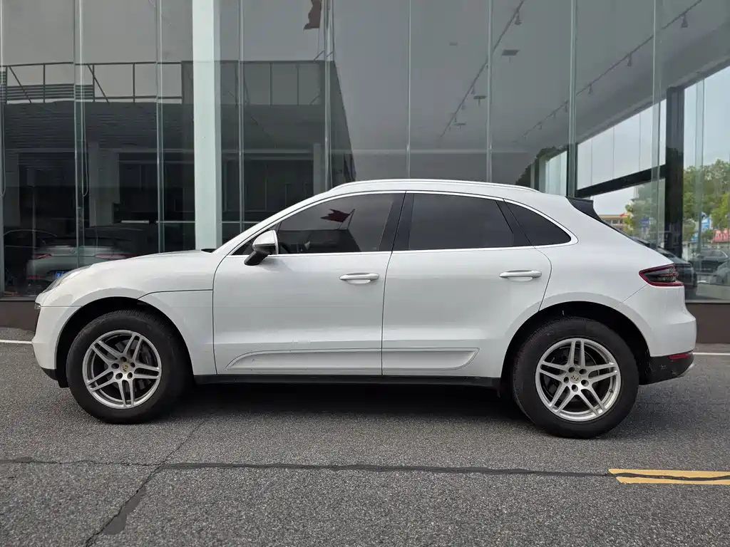 Porsche Macan 2018 — фото 4