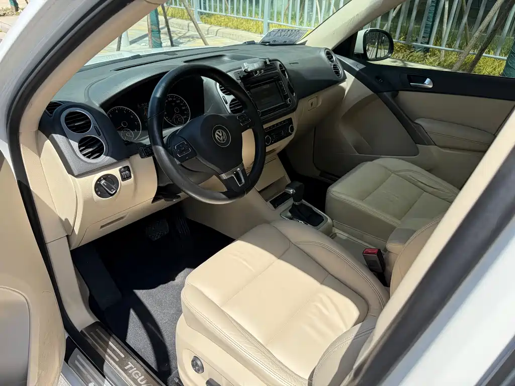 Volkswagen Tiguan 2011