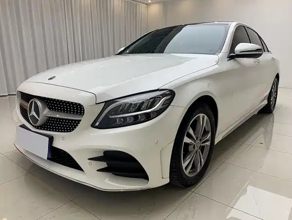 Mercedes-Benz C-Class 2021