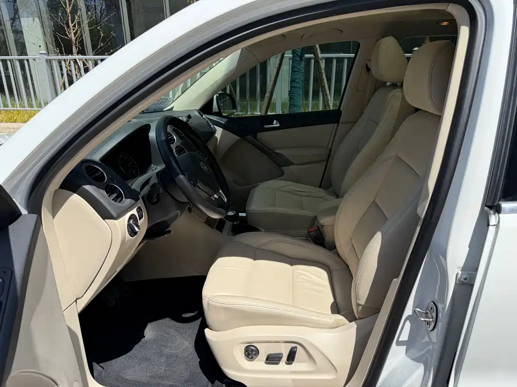 Volkswagen Tiguan 2011