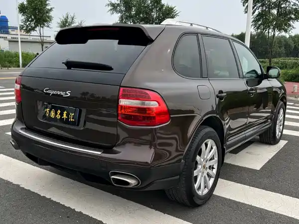 Porsche Cayenne 2010
