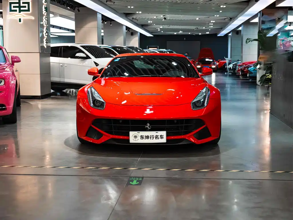 Ferrari F12berlinetta 2017 — фото 2