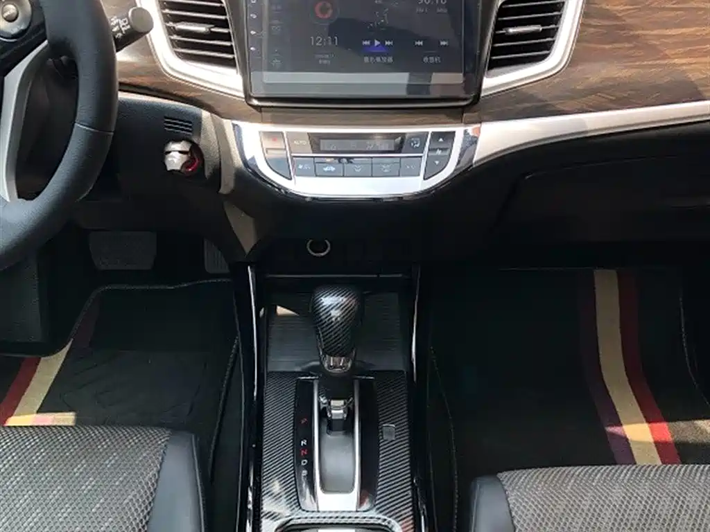 Honda Jade 2017 — фото 10