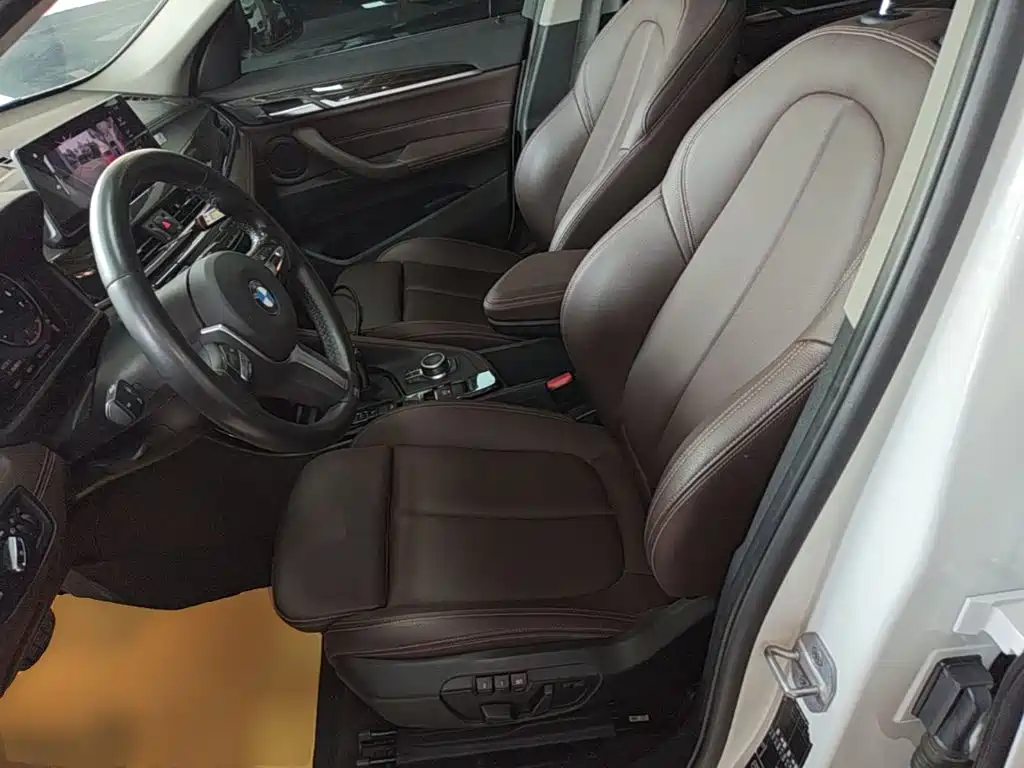BMW X1 2020 — фото 15
