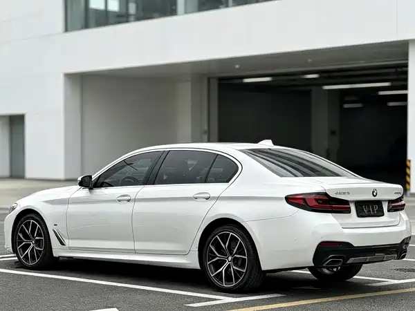 BMW 5 Series 2022