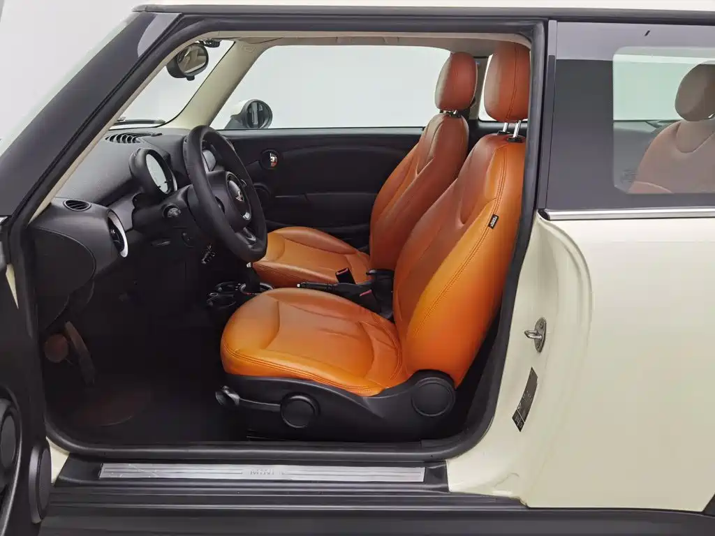 MINI Clubman 2013 — фото 10