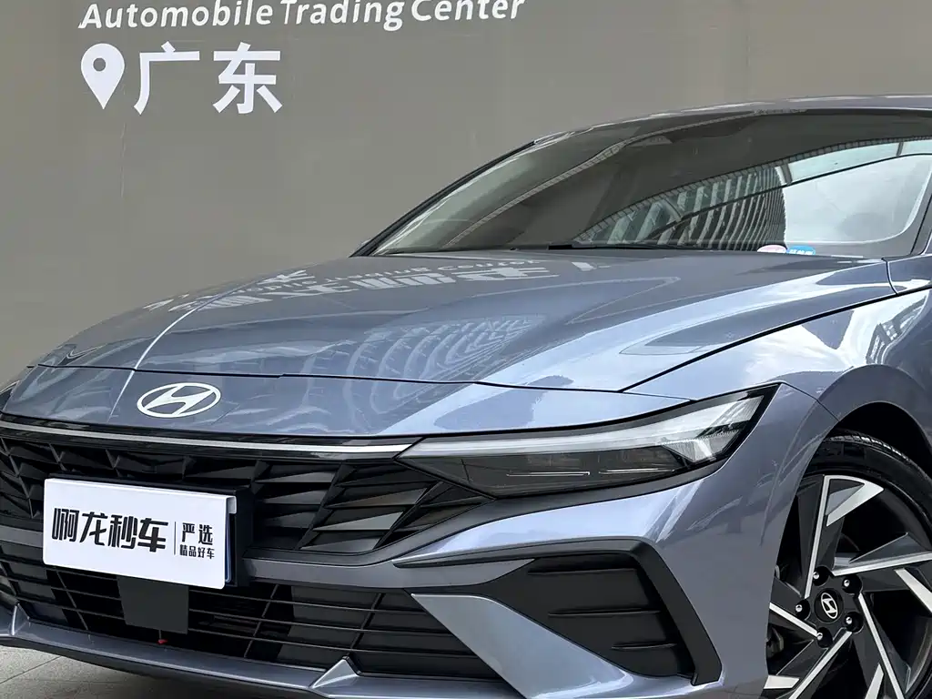 Hyundai Elantra 2024 — фото 17